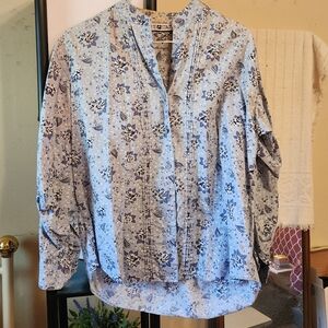 White Stag Blue Long-Sleeve Button-Down Shirt